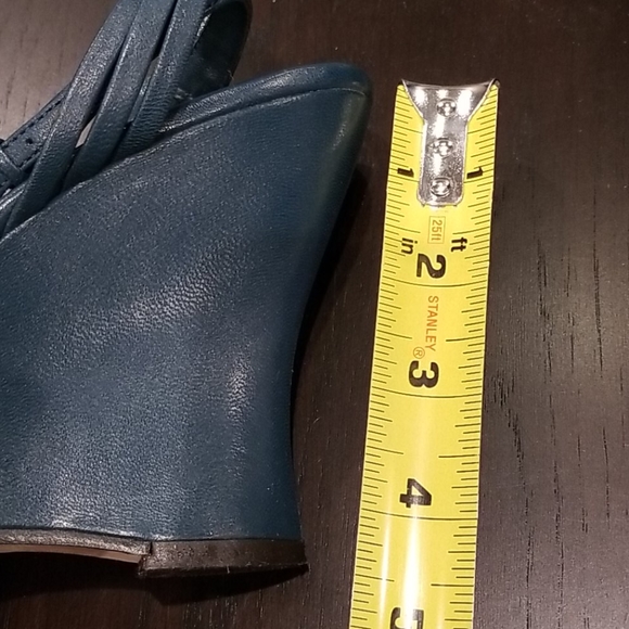 Max Studio, womans size 9m wedge - Picture 15 of 16